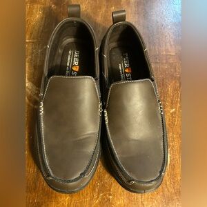 Men's Deer Stags Everest Slip On Shoes 902 Collection Memory Foam